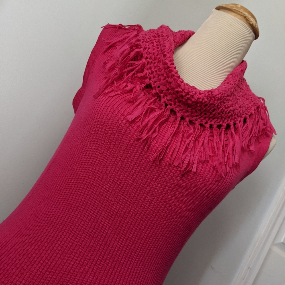 MAKE OFFER: Itsu Hot Pink Summer Sleeveless Cowl Neck Sweater